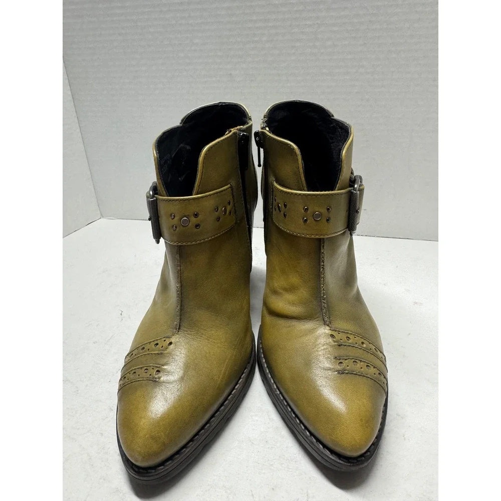 Dkode Olive Green Leather Buckle Ankle Boots Brogue Detail Block Heel EU 38 7.5
